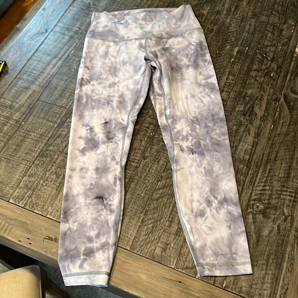 🍋 NWOT Lululemon Align Hi Rise 25” Leggings never worn🍋